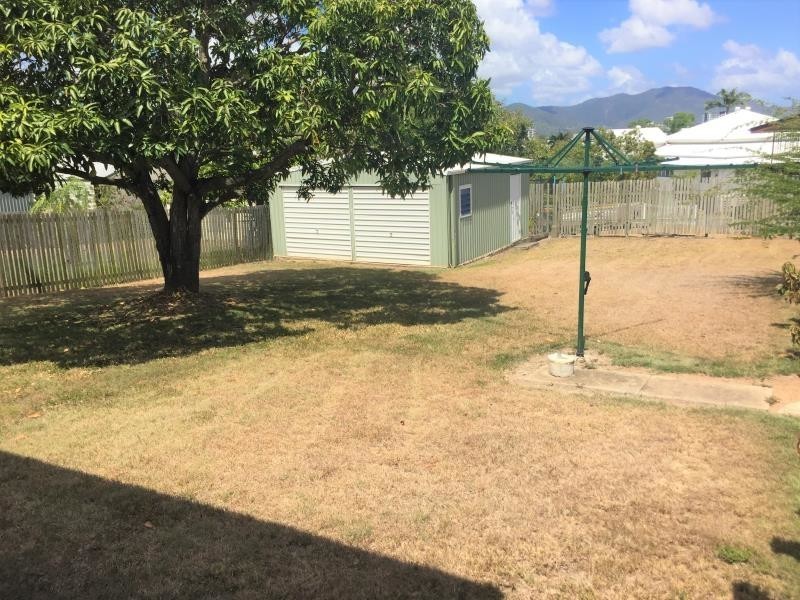 15 Bapaume Street, Wandal QLD 4700